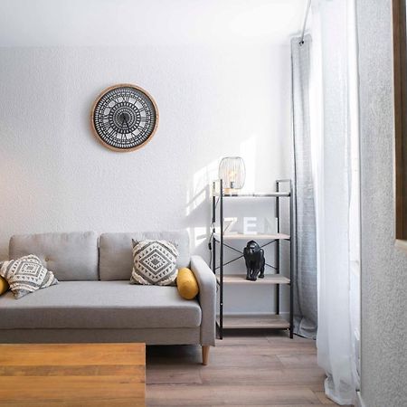 Onloc - Appart Reveil Proche Halles Avec Parking Pau Bagian luar foto