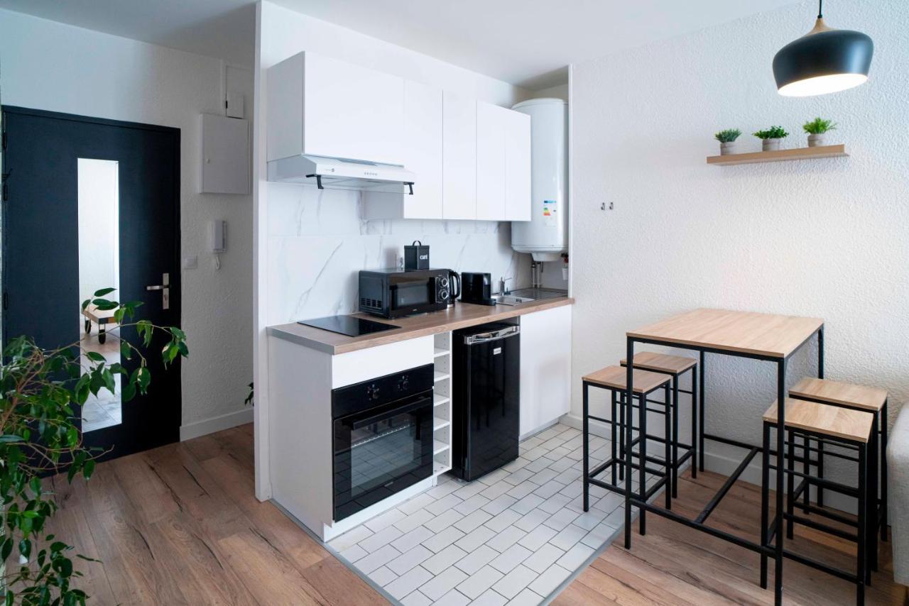Onloc - Appart Reveil Proche Halles Avec Parking Pau Bagian luar foto