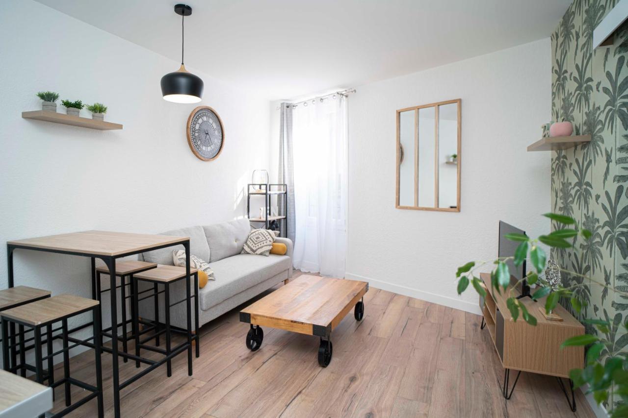 Onloc - Appart Reveil Proche Halles Avec Parking Pau Bagian luar foto