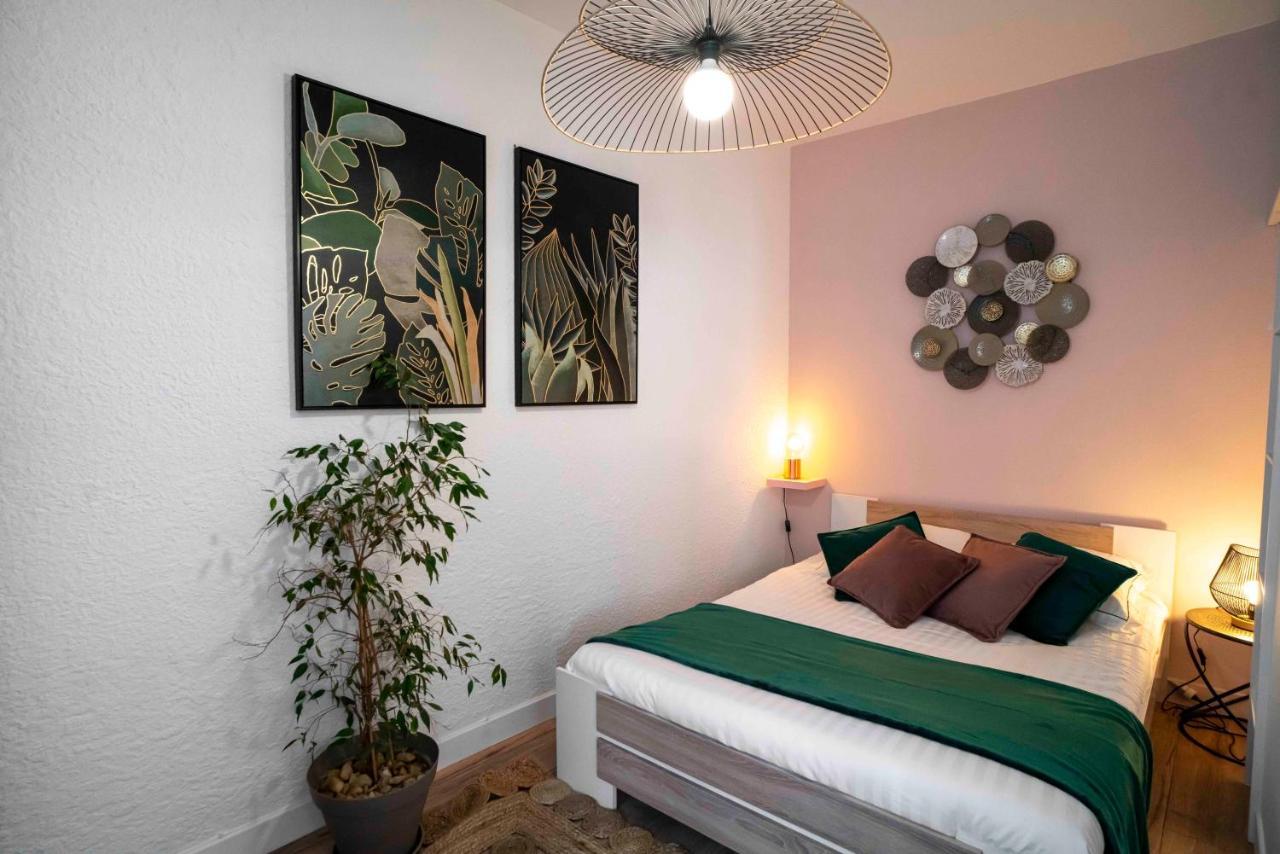 Onloc - Appart Reveil Proche Halles Avec Parking Pau Bagian luar foto